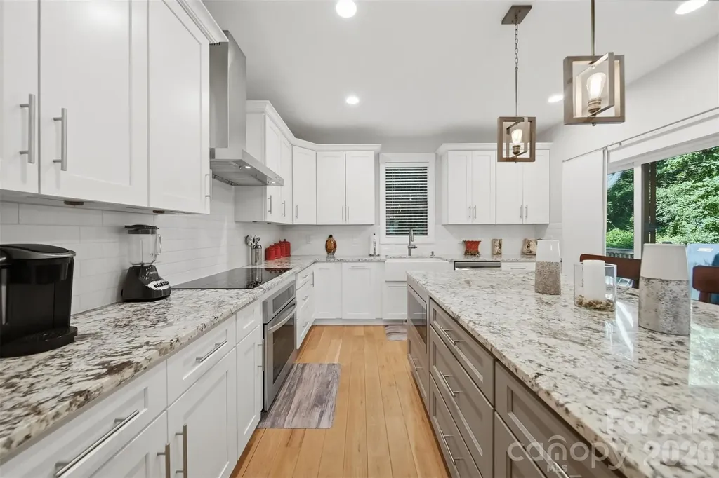 2630 36th Avenue NE Hickory NC 28601