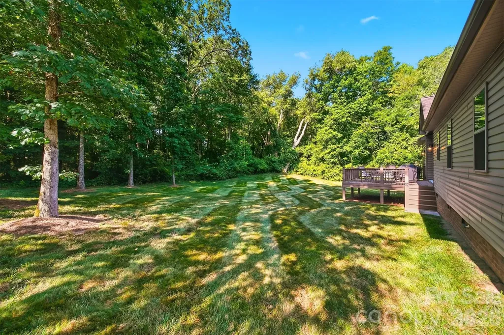 2630 36th Avenue NE Hickory NC 28601