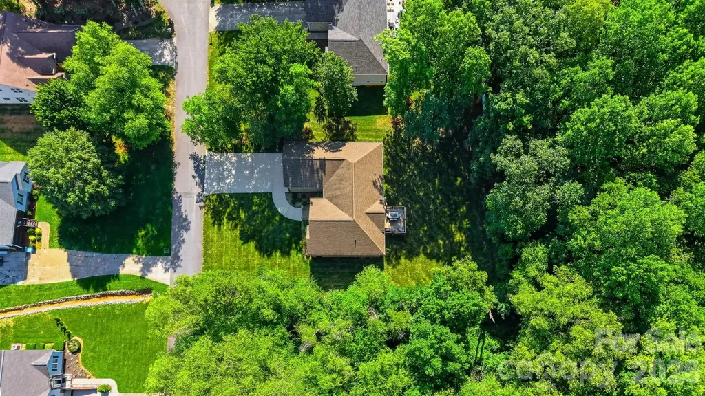 2630 36th Avenue NE Hickory NC 28601