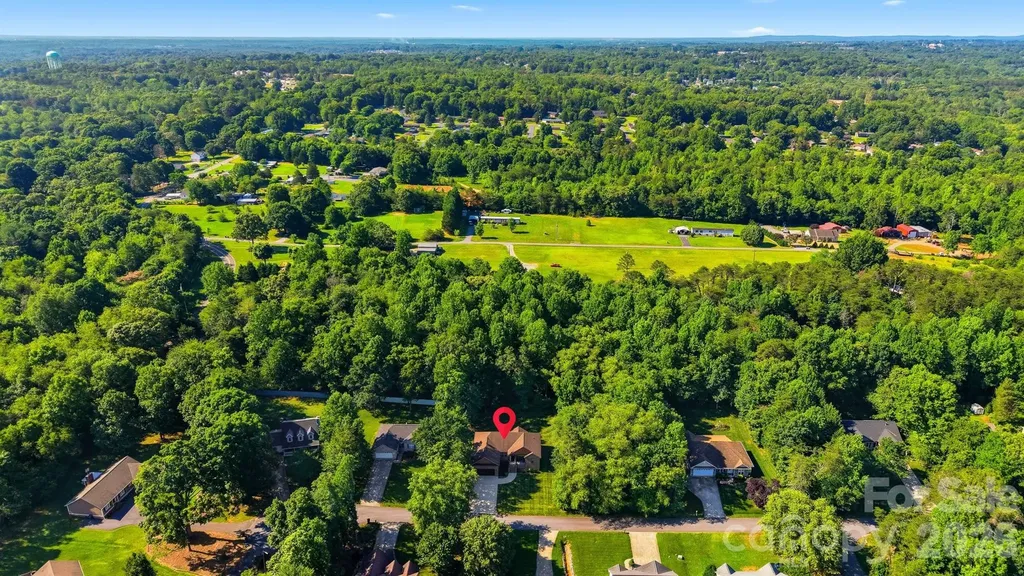2630 36th Avenue NE Hickory NC 28601