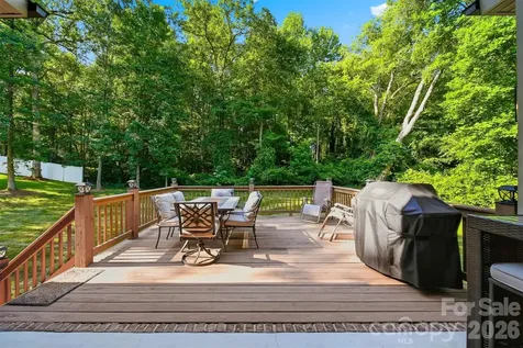 2630 36th Avenue NE Hickory NC 28601