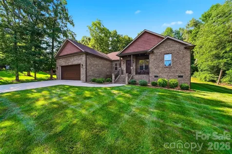 2630 36th Avenue NE Hickory NC 28601