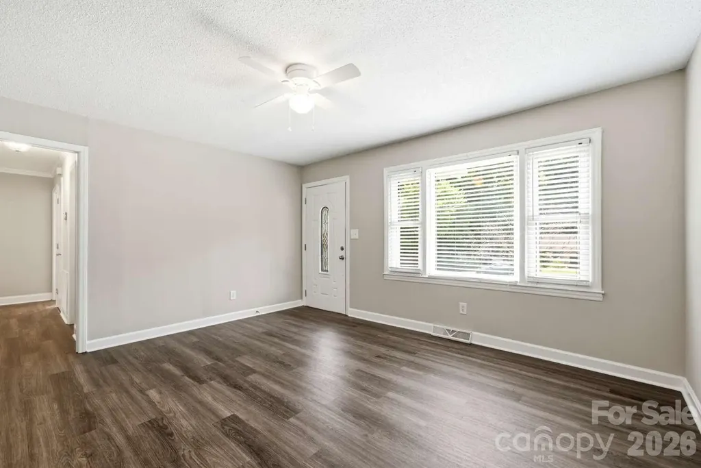 211 Valleydale Drive Gastonia NC 28056