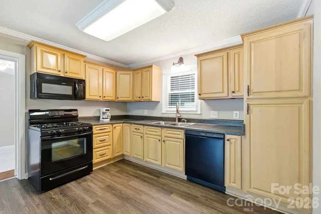 211 Valleydale Drive Gastonia NC 28056