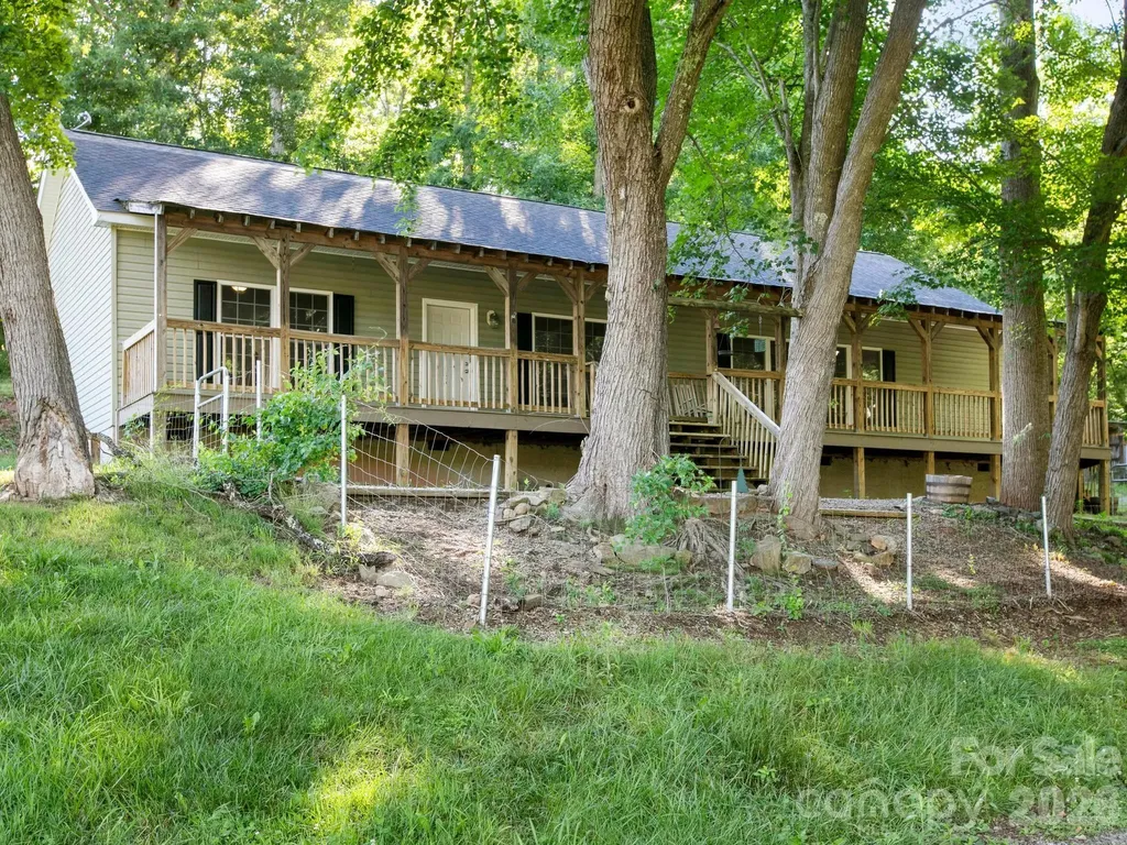 35 Cedar Farm Road Asheville NC 28803