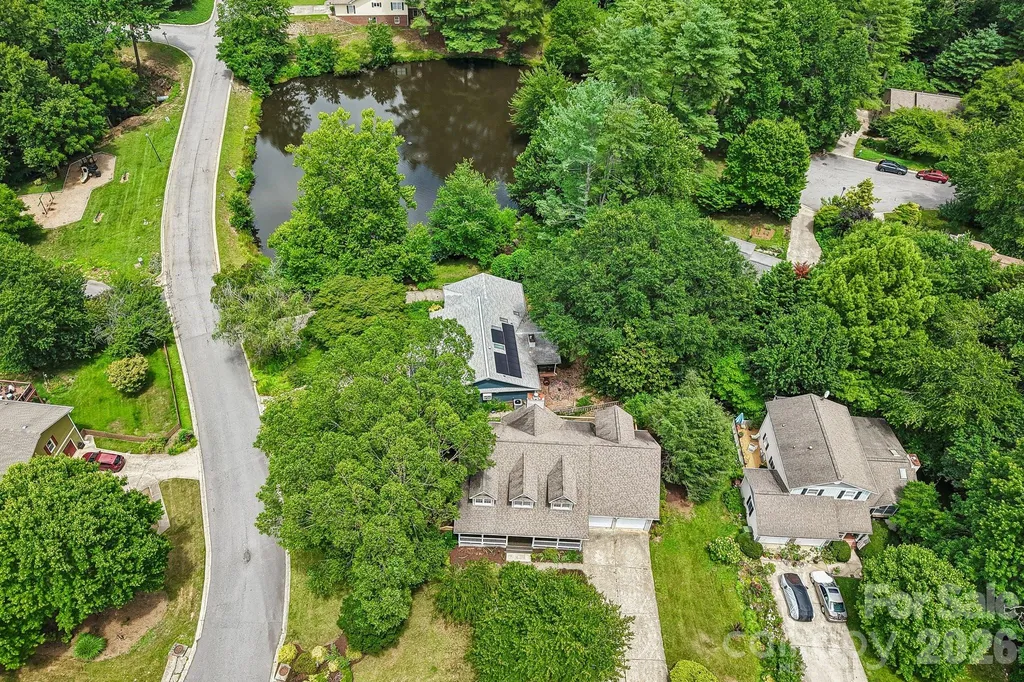 104 Meadow Lake Road Asheville NC 28803