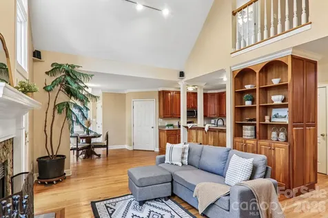 104 Meadow Lake Road Asheville NC 28803