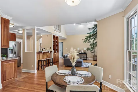 104 Meadow Lake Road Asheville NC 28803
