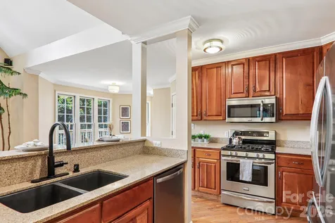 104 Meadow Lake Road Asheville NC 28803