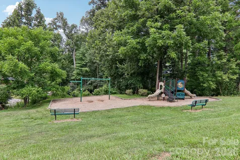 104 Meadow Lake Road Asheville NC 28803