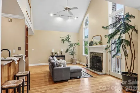 104 Meadow Lake Road Asheville NC 28803