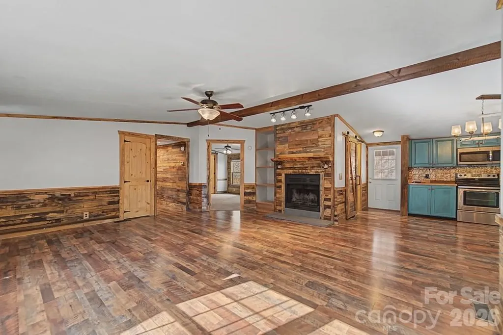 1668 Buff Creek Road Sylva NC 28779