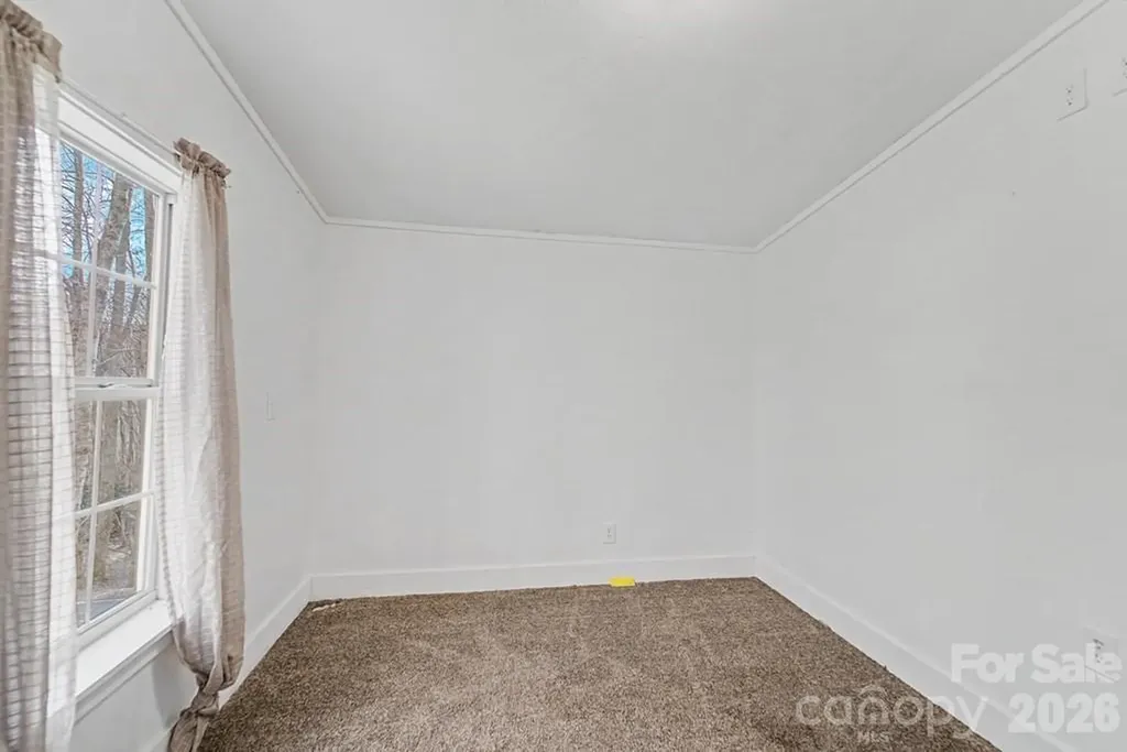 1668 Buff Creek Road Sylva NC 28779