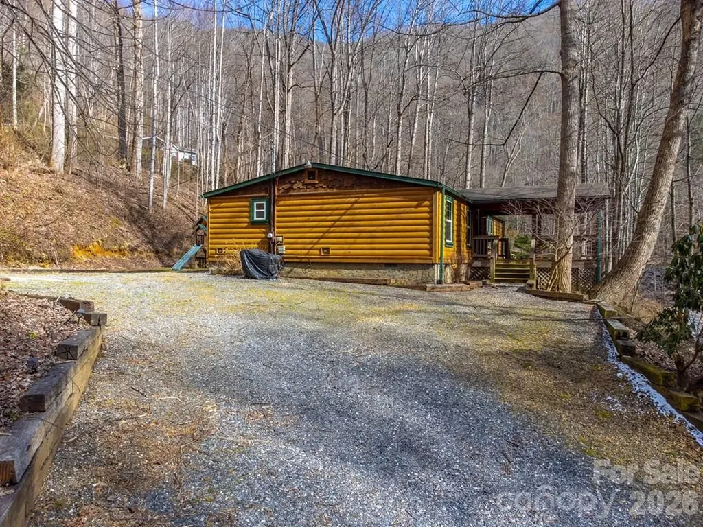 1668 Buff Creek Road Sylva NC 28779