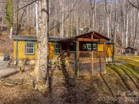 1668 Buff Creek Road Sylva NC 28779