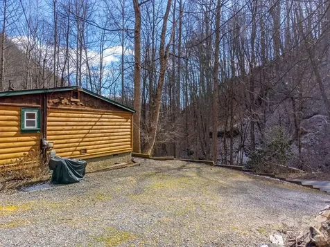 1668 Buff Creek Road Sylva NC 28779