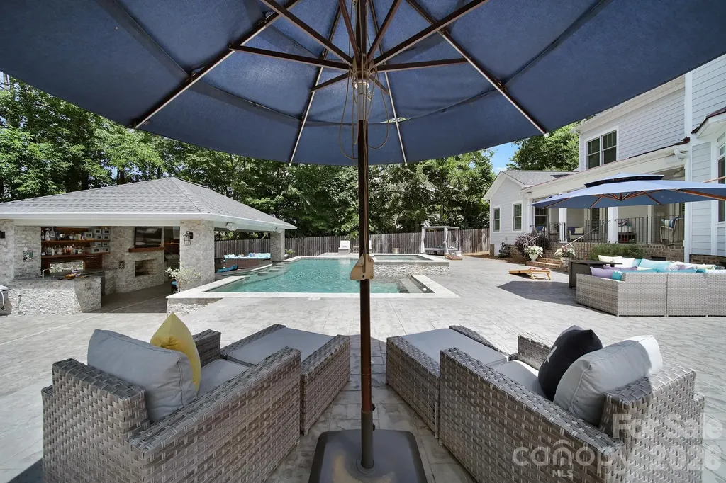 6218 Cory Bret Lane Charlotte NC 28278