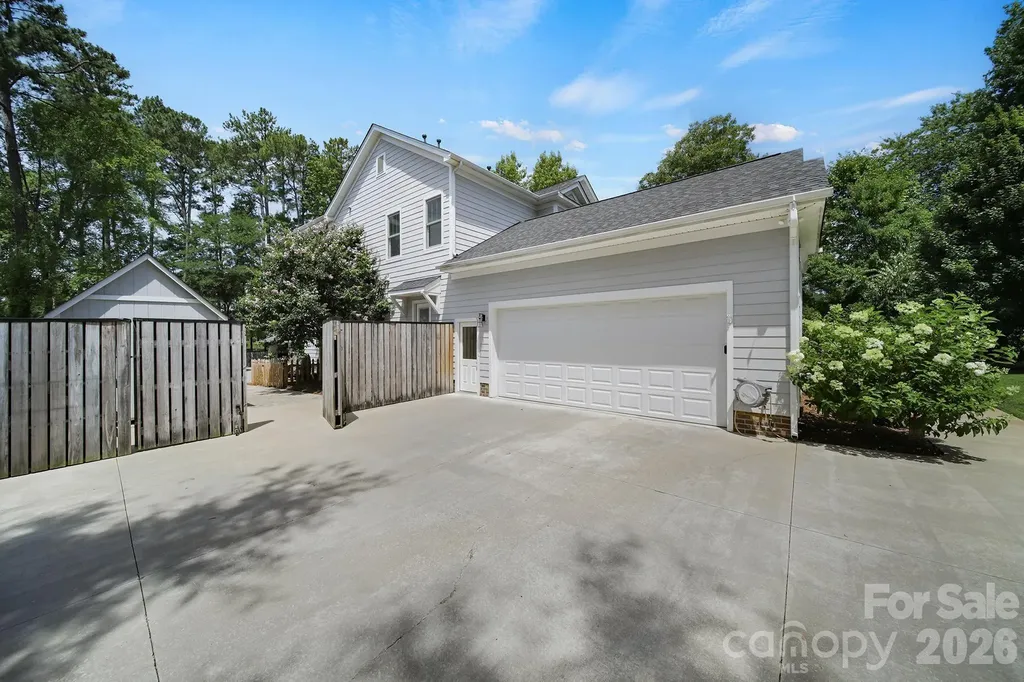 6218 Cory Bret Lane Charlotte NC 28278