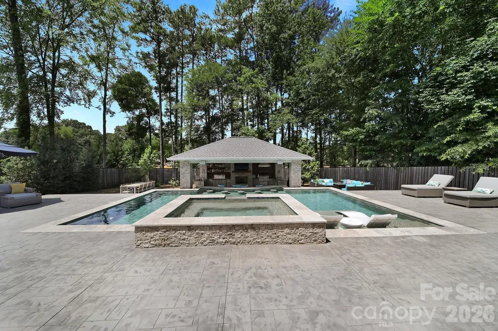 6218 Cory Bret Lane Charlotte NC 28278