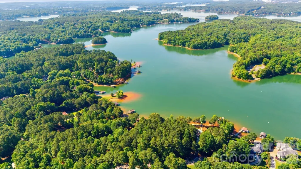 161 Eagle Chase Lane Troutman NC 28166