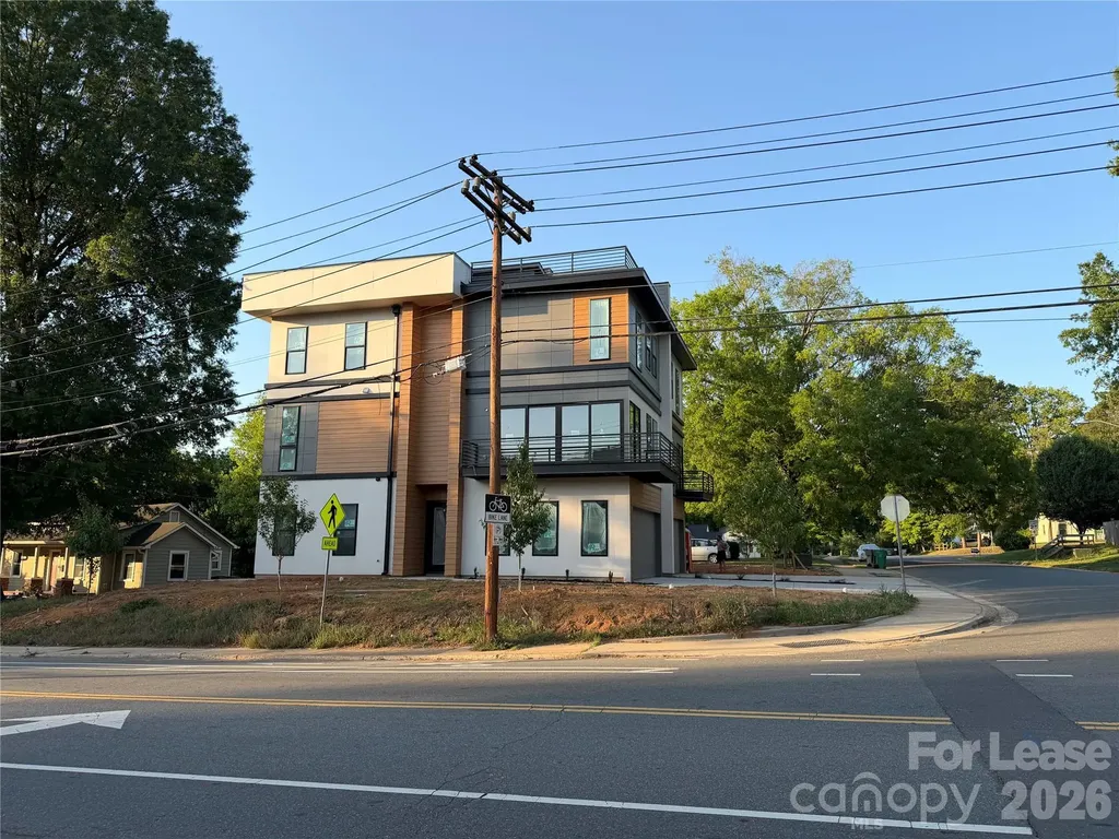 212 Smallwood Street S Charlotte NC 28208