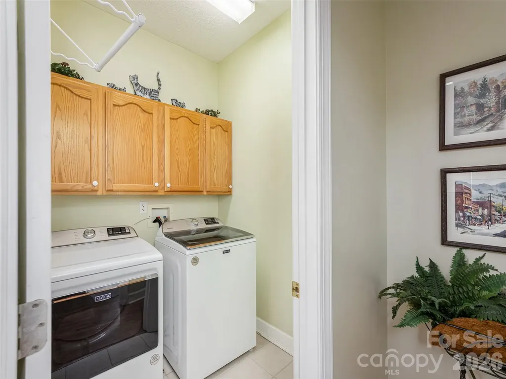 171 Ashefield Court Hendersonville NC 28791