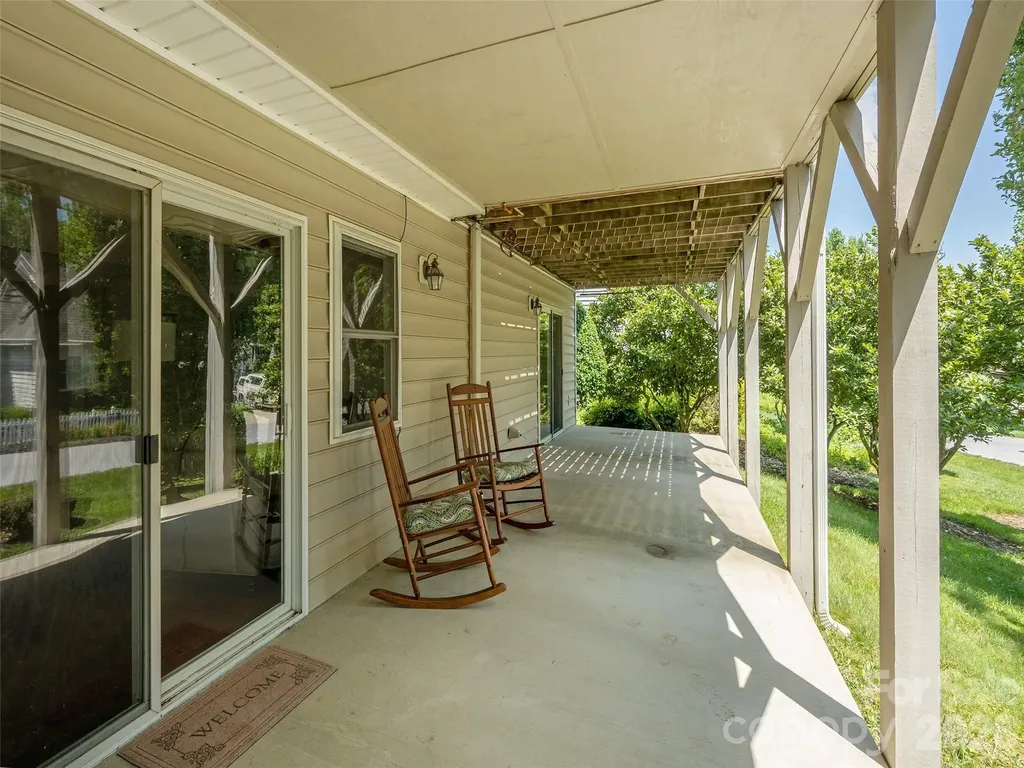 171 Ashefield Court Hendersonville NC 28791