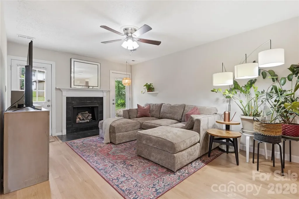 5439 Autumn End Circle Charlotte NC 28212