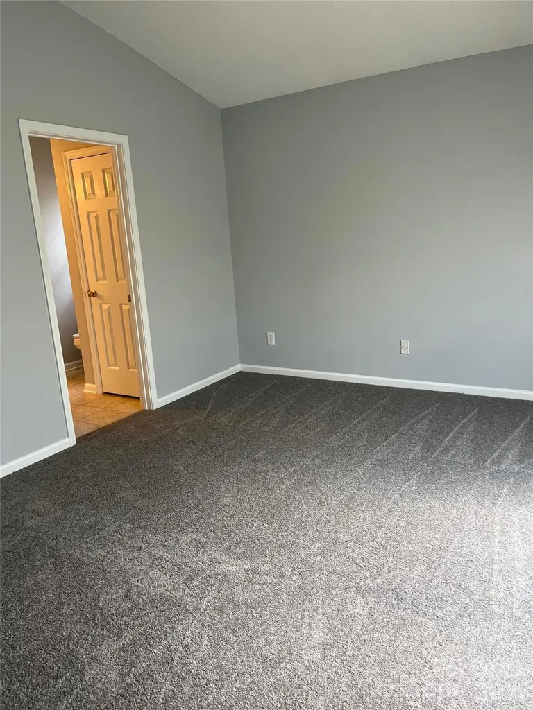 3043 Willamette Valley Drive Charlotte NC 28215