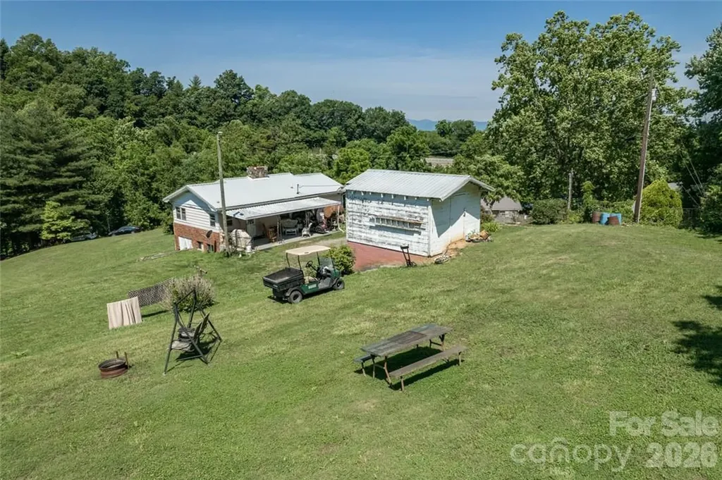 415 Weaverville Road Asheville NC 28804