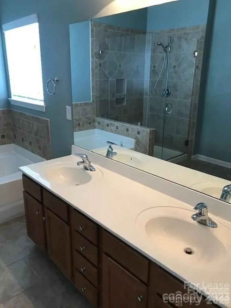 5205 Berkeley Estates Drive Charlotte NC 28277