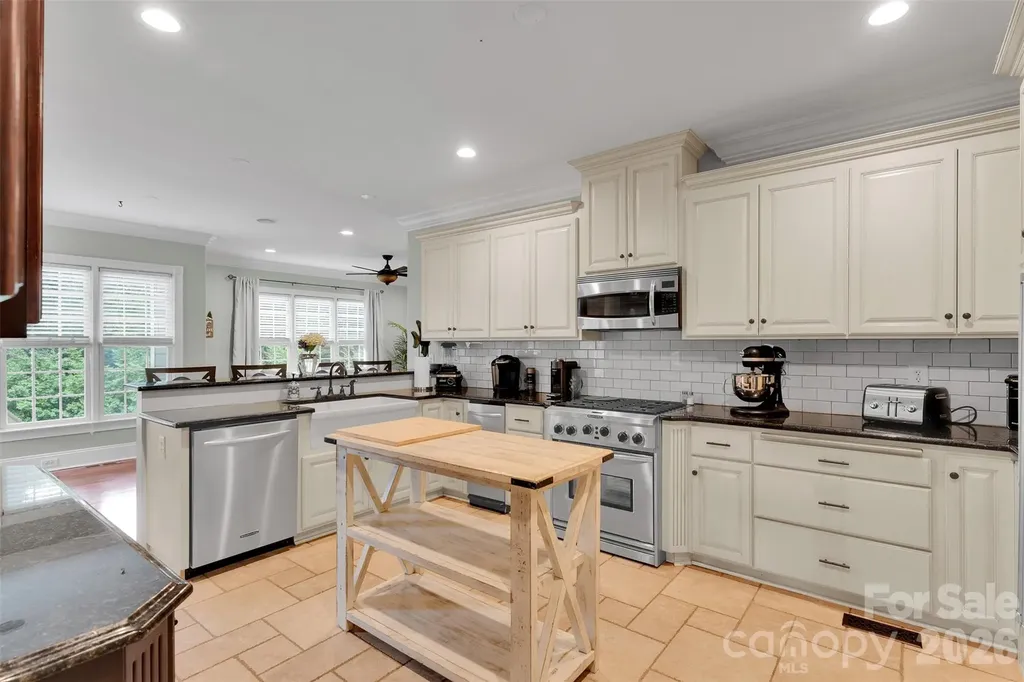 4552 Sawgrass Court Denver NC 28037