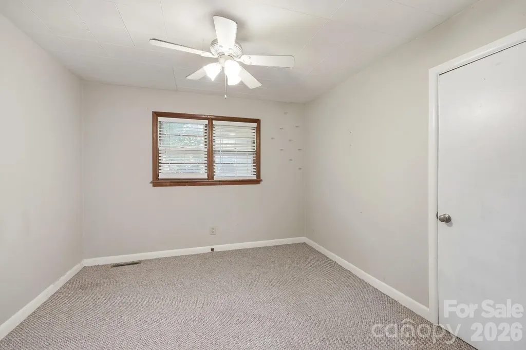 31 Edwards Street Waynesville NC 28786