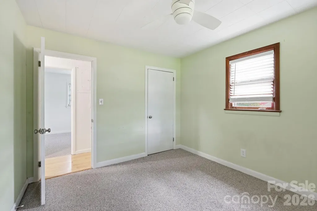 31 Edwards Street Waynesville NC 28786
