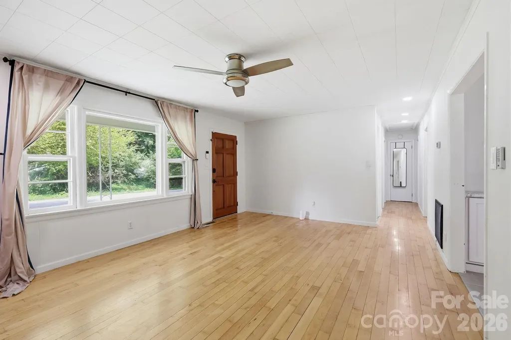 31 Edwards Street Waynesville NC 28786