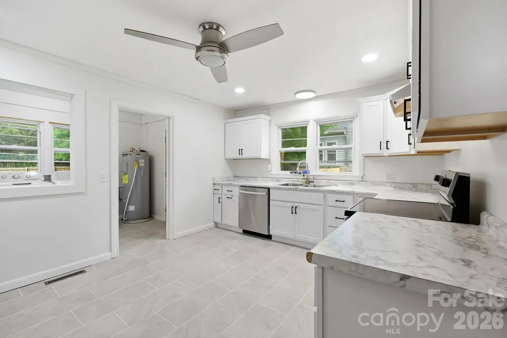 31 Edwards Street Waynesville NC 28786