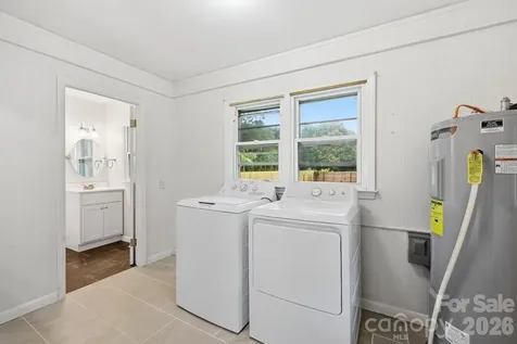 31 Edwards Street Waynesville NC 28786