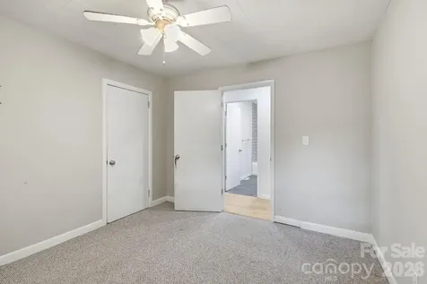 31 Edwards Street Waynesville NC 28786