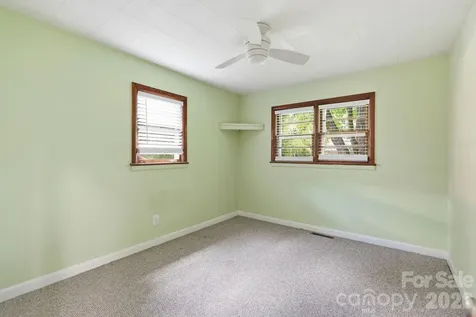 31 Edwards Street Waynesville NC 28786