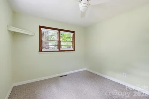 31 Edwards Street Waynesville NC 28786