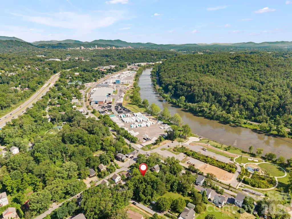 78 Green Oak Road Asheville NC 28804