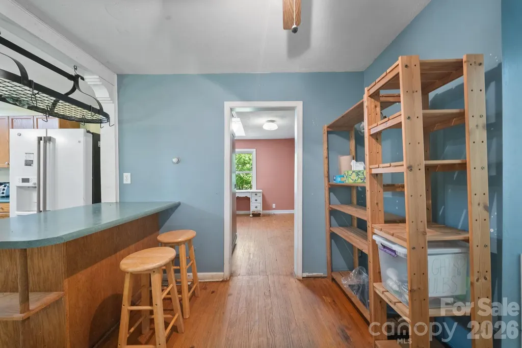 78 Green Oak Road Asheville NC 28804