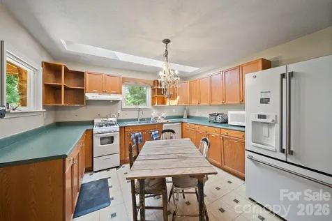 78 Green Oak Road Asheville NC 28804