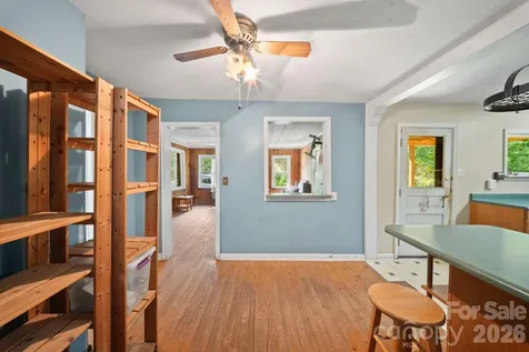 78 Green Oak Road Asheville NC 28804