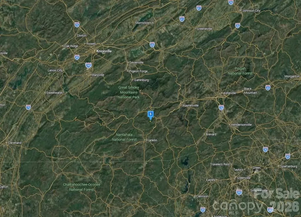 4 Falcons Peak Lane Whittier NC 28789