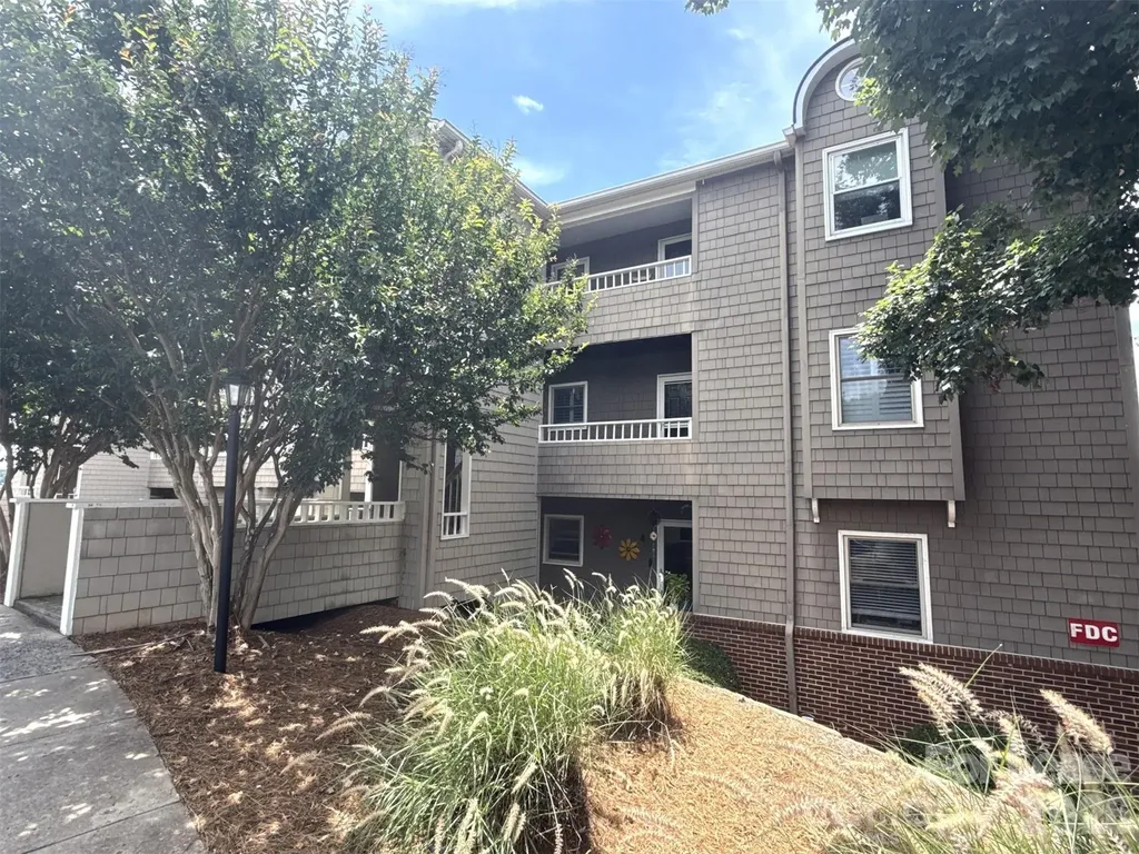 9817 Emerald Point Drive Charlotte NC 28278