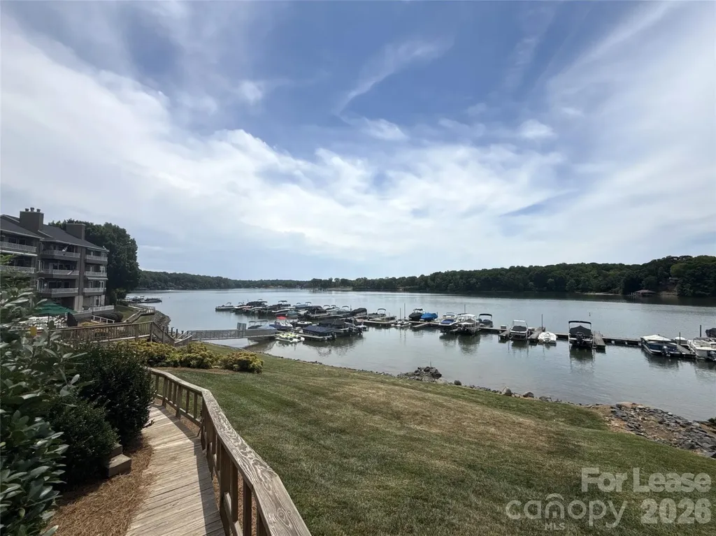 9817 Emerald Point Drive Charlotte NC 28278