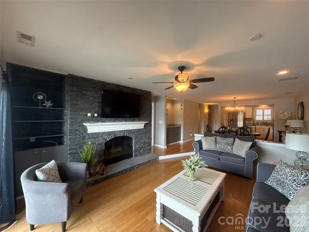 9817 Emerald Point Drive Charlotte NC 28278