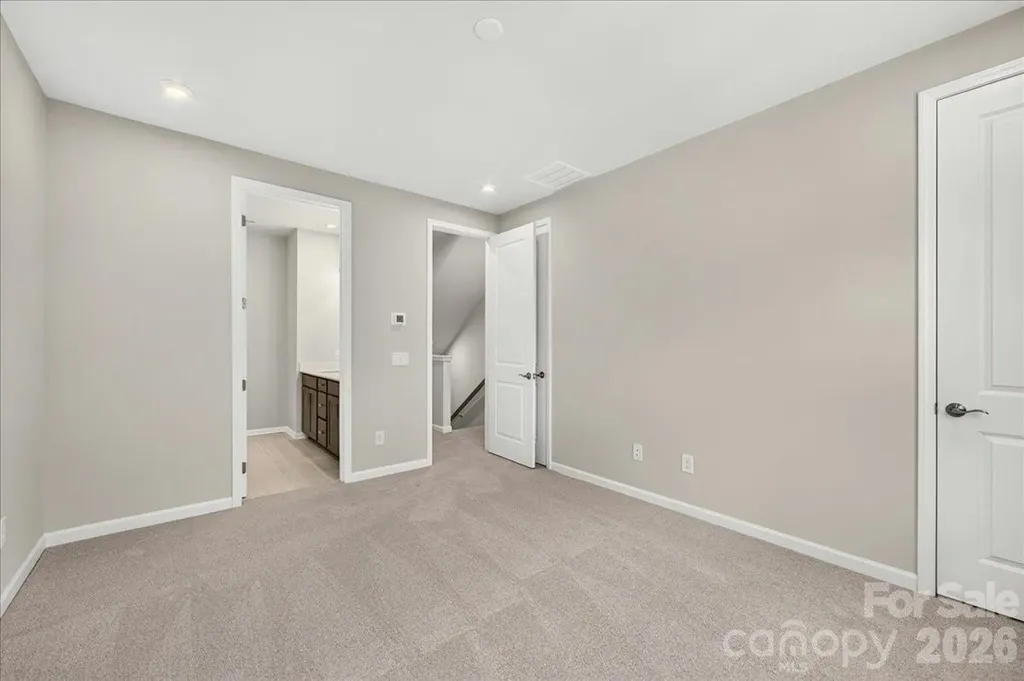 5517 Swaling Street Charlotte NC 28217
