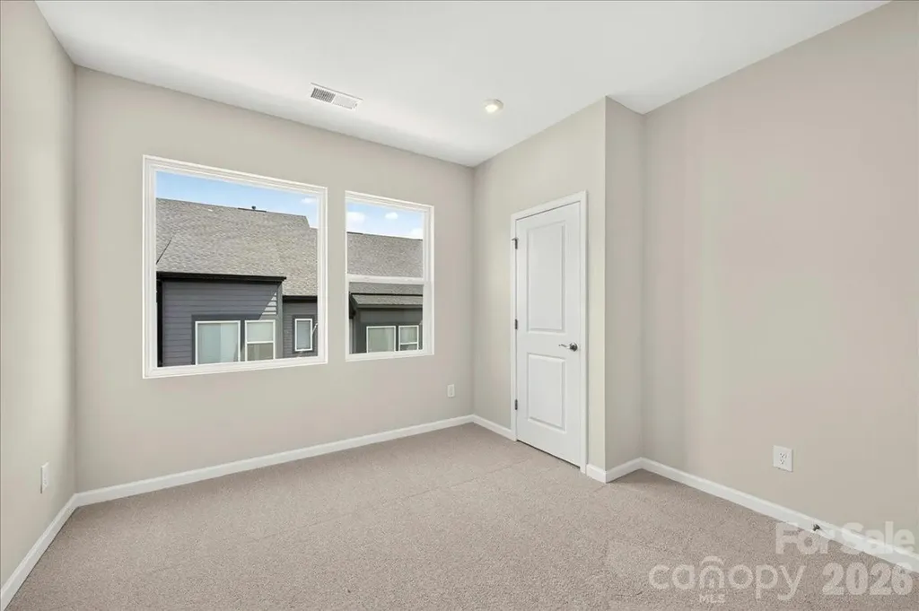 5517 Swaling Street Charlotte NC 28217